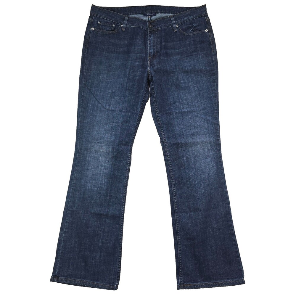 Levis Women's 553 Mid-Rise Boot Cut Jeans Size 18M Denim NWOT